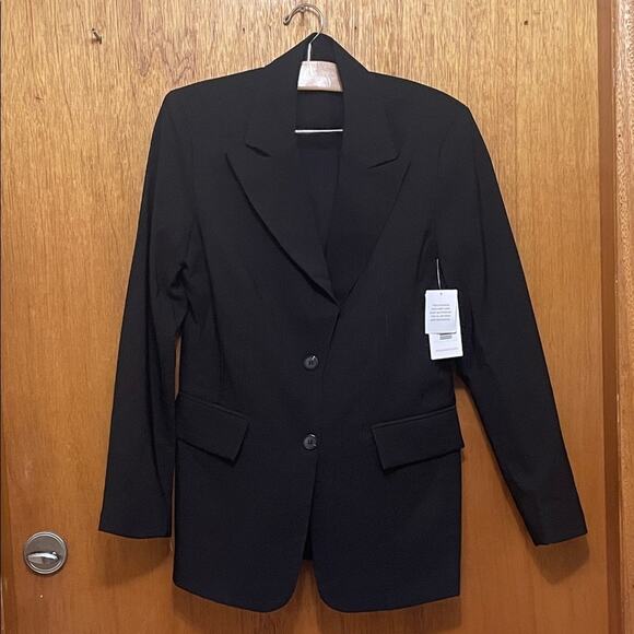 NWT. Shoedazzle Classic Black Blazer. L - Picture 4 of 7